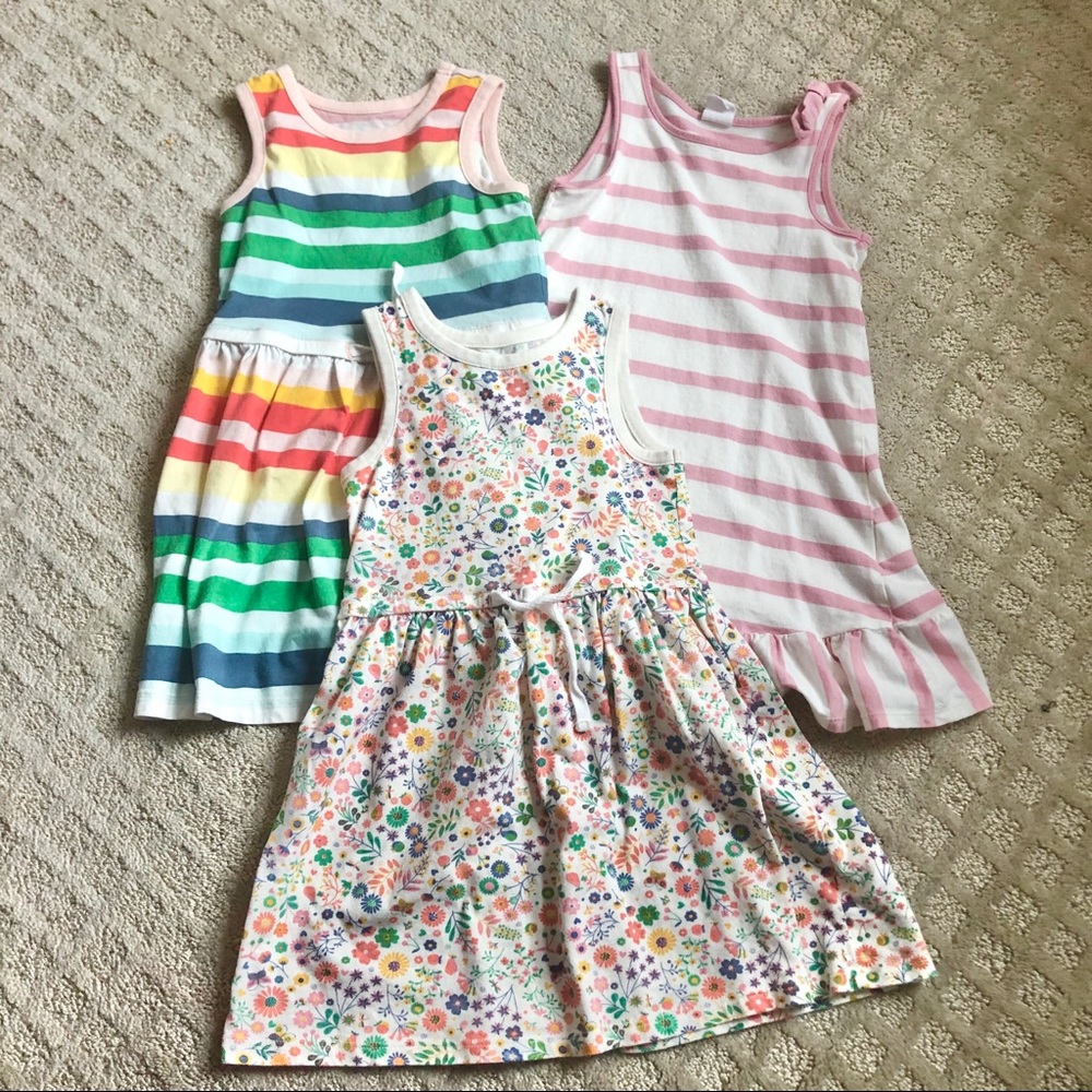 Sleeveless Dresses
